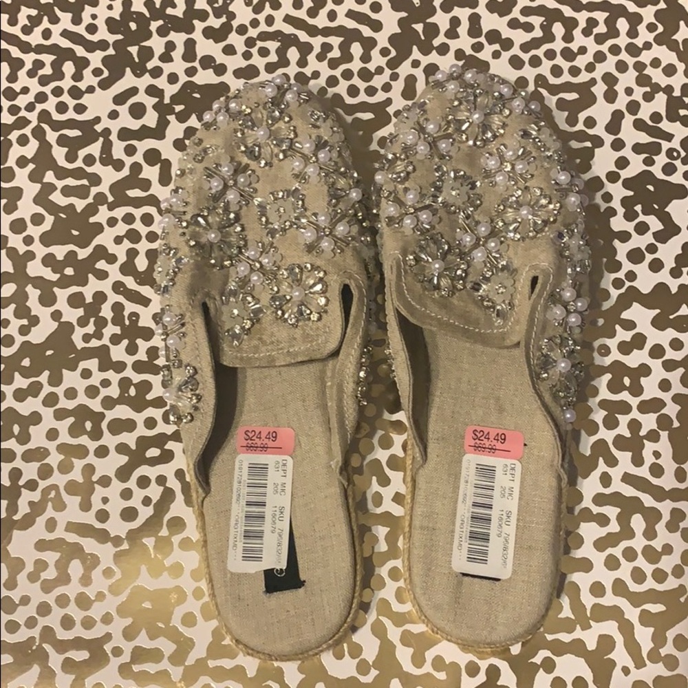 Naughty Monkey Size 9 Pear slip ons NEW